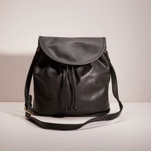 Vintage shoulder pouch Coach bucket bag leather shoulder bag